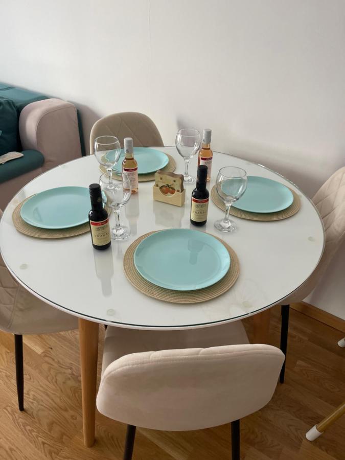 Apartman Iva ติวัต ภายนอก รูปภาพ